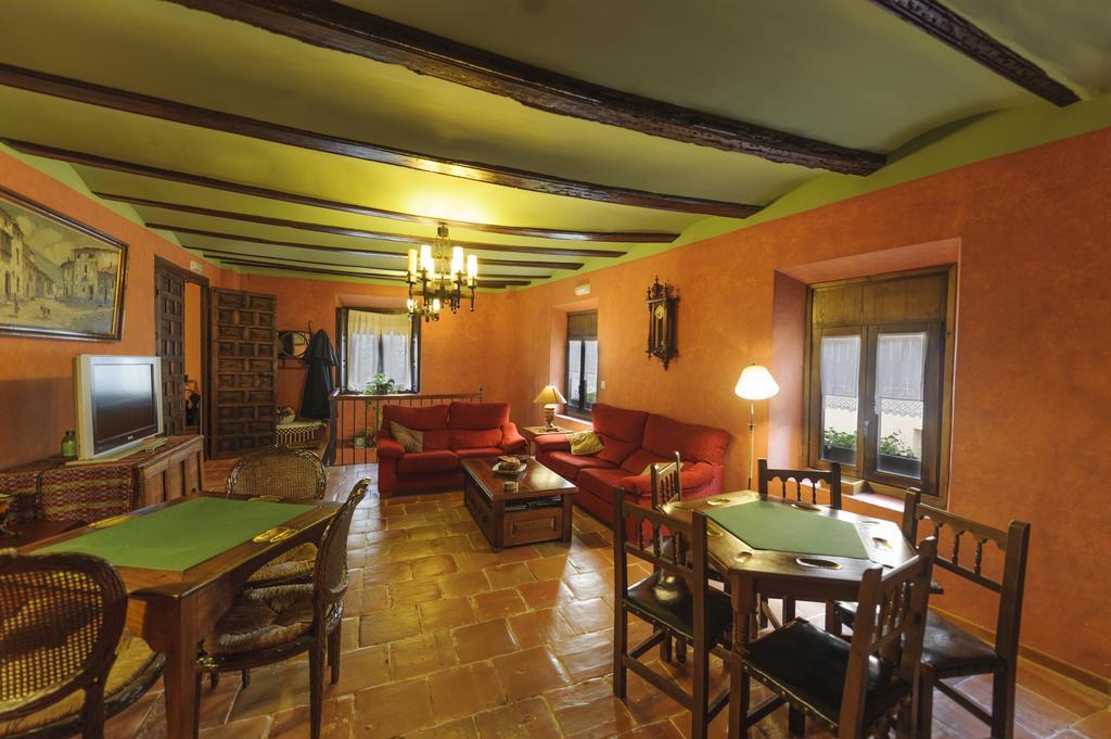 Hotel Los Leones - Adults Only Rubielos De Mora Exterior photo