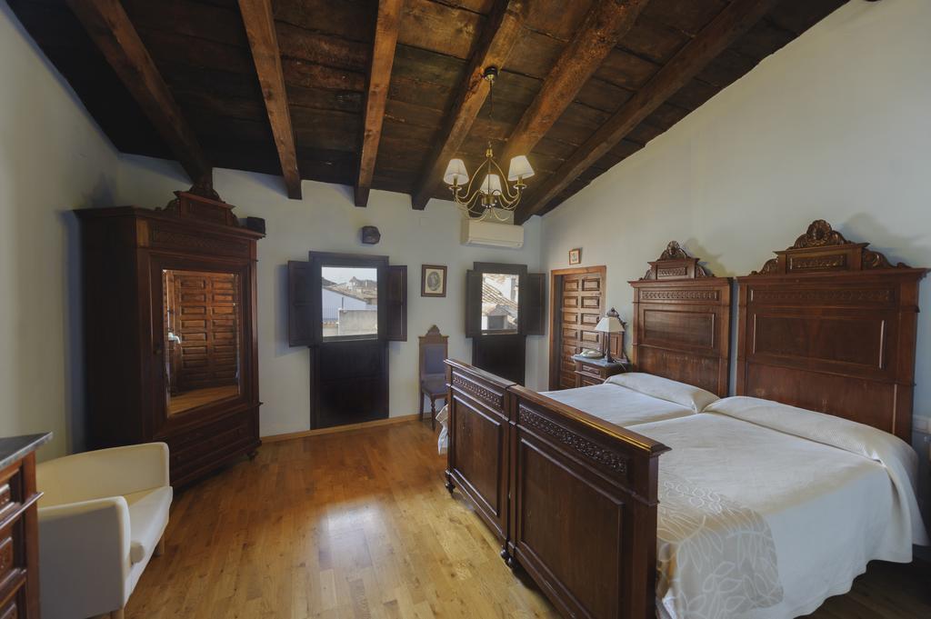 Hotel Los Leones - Adults Only Rubielos De Mora Exterior photo