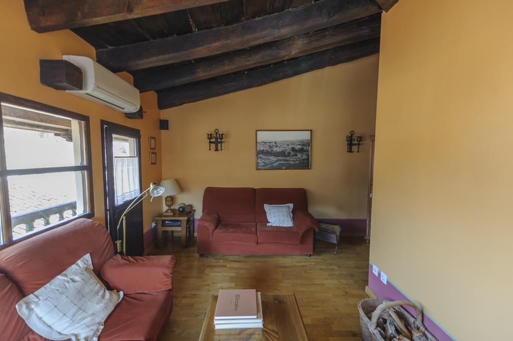 Hotel Los Leones - Adults Only Rubielos De Mora Exterior photo