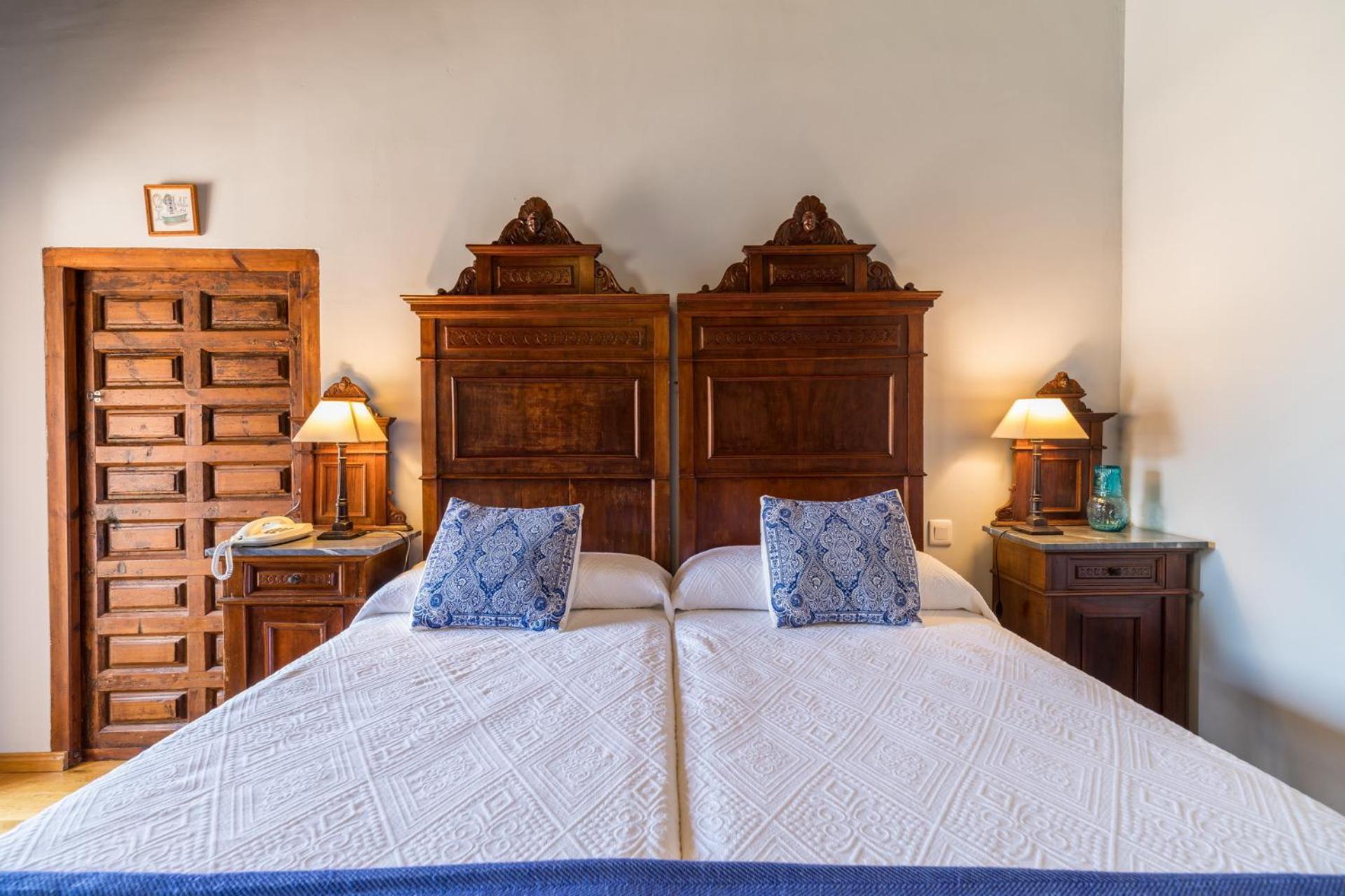 Hotel Los Leones - Adults Only Rubielos De Mora Exterior photo