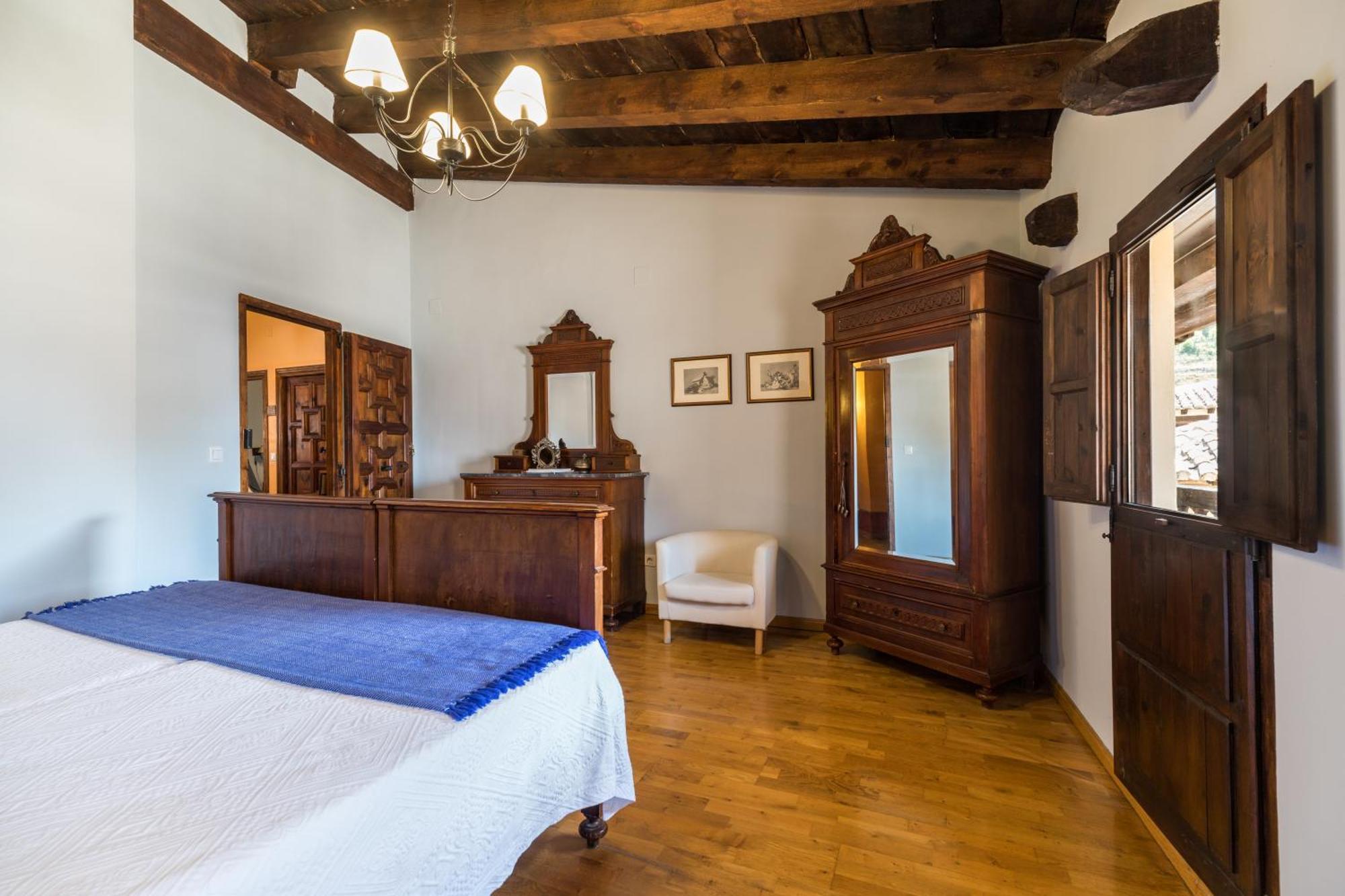 Hotel Los Leones - Adults Only Rubielos De Mora Exterior photo